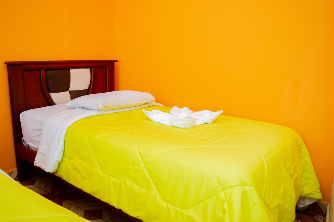 Residencial Amaru Hotel Banos  Bagian luar foto