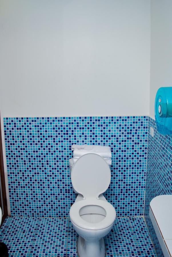 Residencial Amaru Hotel Banos  Bagian luar foto