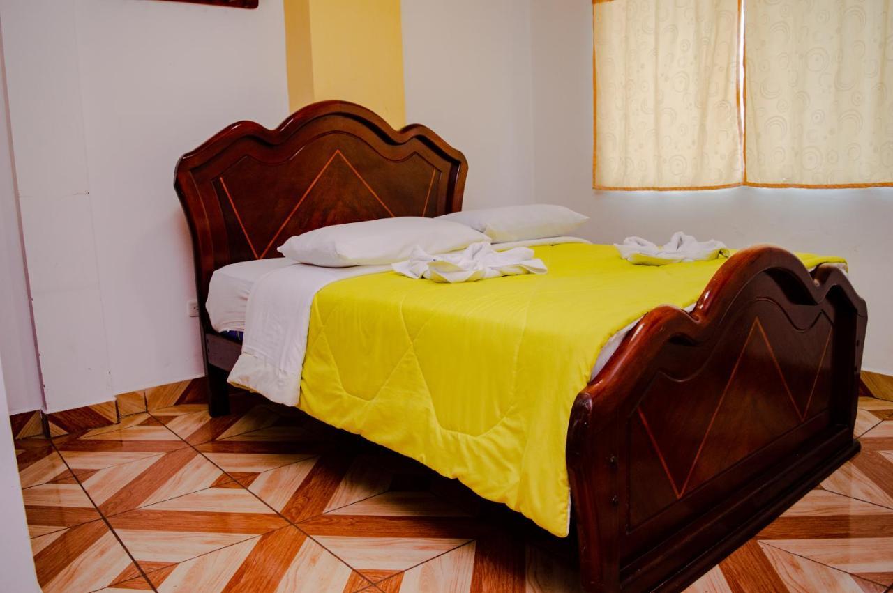 Residencial Amaru Hotel Banos  Bagian luar foto
